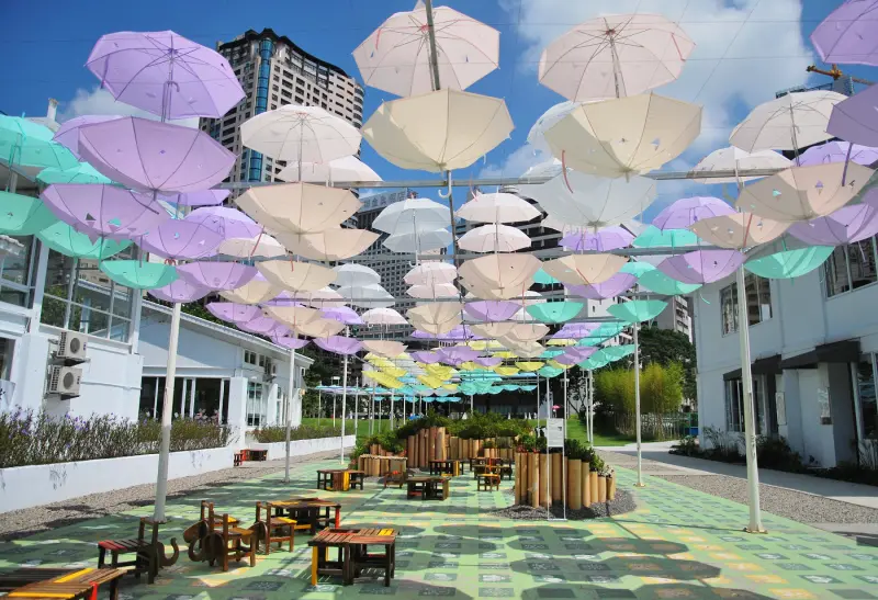 漫步繽紛陽光裡 * 台中 . 勤美術館 CMP Block Museum of Arts