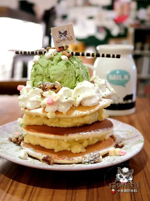 【捷運忠孝復興站】貓咪先生的朋友 ~美式早午餐/下午茶，有貓咪坐鎮的可愛小店♥
