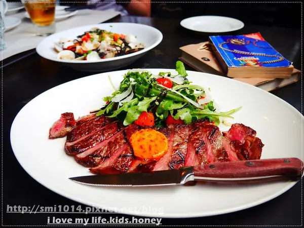 【美食】amba西門町意舍酒店 吃吧餐廳 Chiba。西門町高CP值創意美意料理。底特律方形披薩 顛覆你對PIZZA的印象。台北萬華美食。西門捷運站