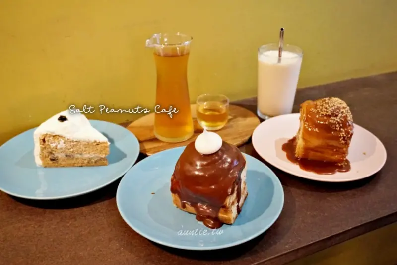 【台北】鹹花生咖啡館 鹹香濃郁肉桂捲 花生捲 大稻埕咖啡廳 台北肉桂捲推薦 - 水晶安蹄 不務正業過生活