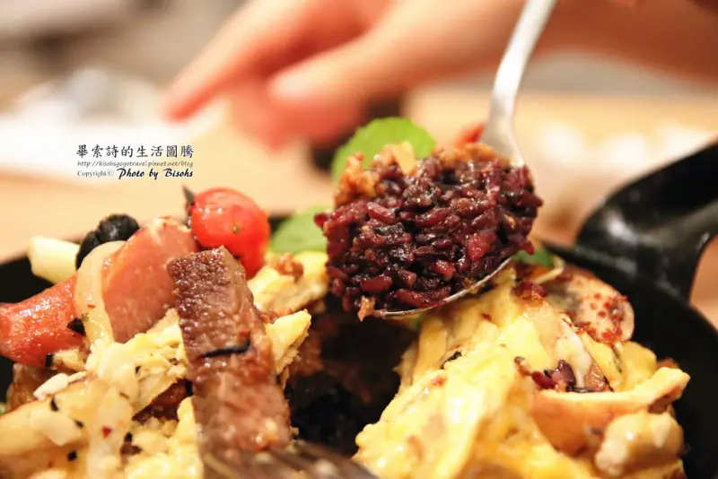 【食記】巷弄必吃，放鬆必來，無法忘懷 ─ Wood & Pot