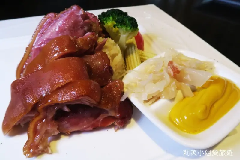 [美食] 台北 東區La gondola 宮都拉義式主題餐廳 (慶生/現場演奏) (忠孝敦化站)