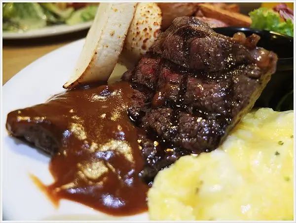 【食祭－口碑卷】內湖Fanier 費尼餐廳，手工漢堡店拼早午餐市場