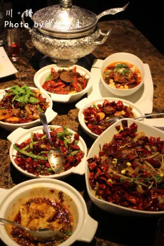台北‧東區【川。譜】川菜吃到飽「忠孝敦化站」