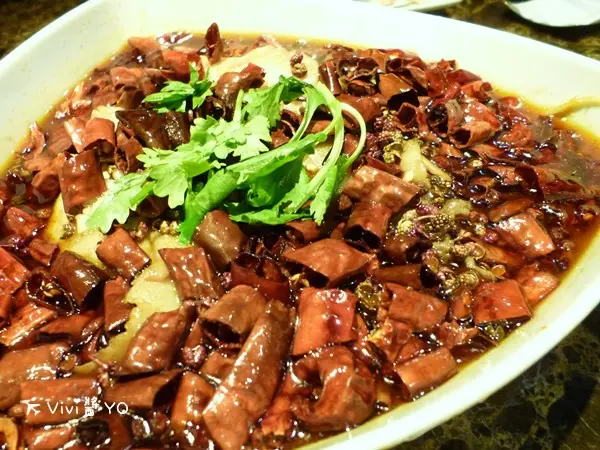 *試吃招待*台北東區 捷運忠孝敦化站* 川。譜 川菜吃到飽 時尚 酒吧 (文內有吃到飽菜單)