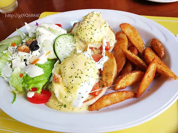 【台北市】中山區。晴光市場〔 Sabrina House 紗汀娜好食〕 早午餐。下午茶。班尼迪克蛋