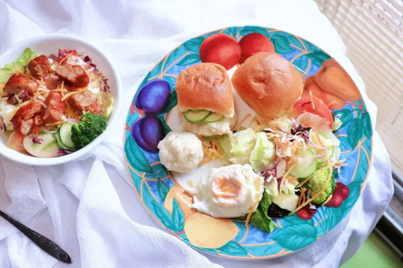 COSTCO 好市多獨賣商品 中秋限定 / 煙燻紅椒燒烤雞肉串 / 焗烤起司馬鈴薯泥  ▲女子的休假計劃▼ 