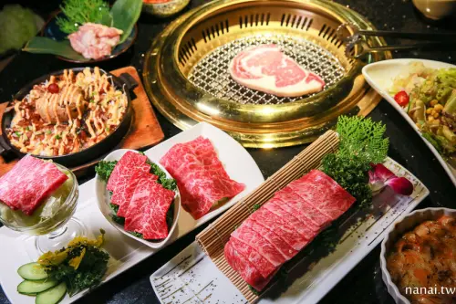 台中公益路》塩選輕塩風燒肉。聚餐節慶首選！五款精緻鹽,享受肉質原味(有特約停車場) - Nana愛旅行札記