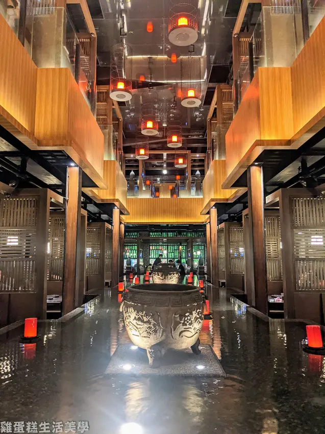 【台中食記】輕井澤(公益店) - 平價火鍋、高級用餐環境