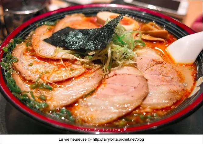 《北市大安區♥食記》屯京拉麵。東區熱門排隊店,來自東京池袋的超濃郁湯頭!