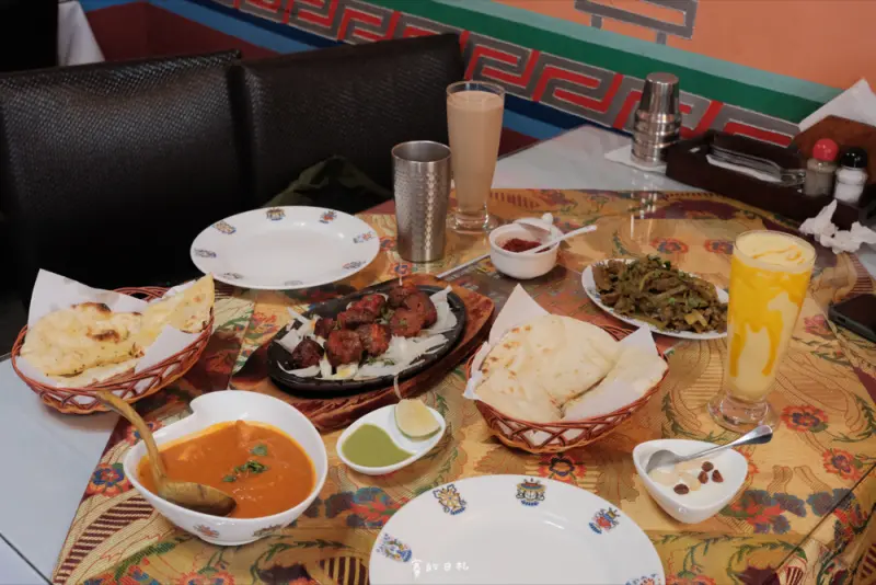 小西藏｜台中西屯美食｜有種回憶，做叫吃過就不會忘記，現在在逢甲商圈也吃得到！