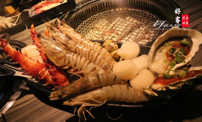 【市政府站】好客音樂料理-現場Live演唱~海鮮肉品燒烤吃到飽