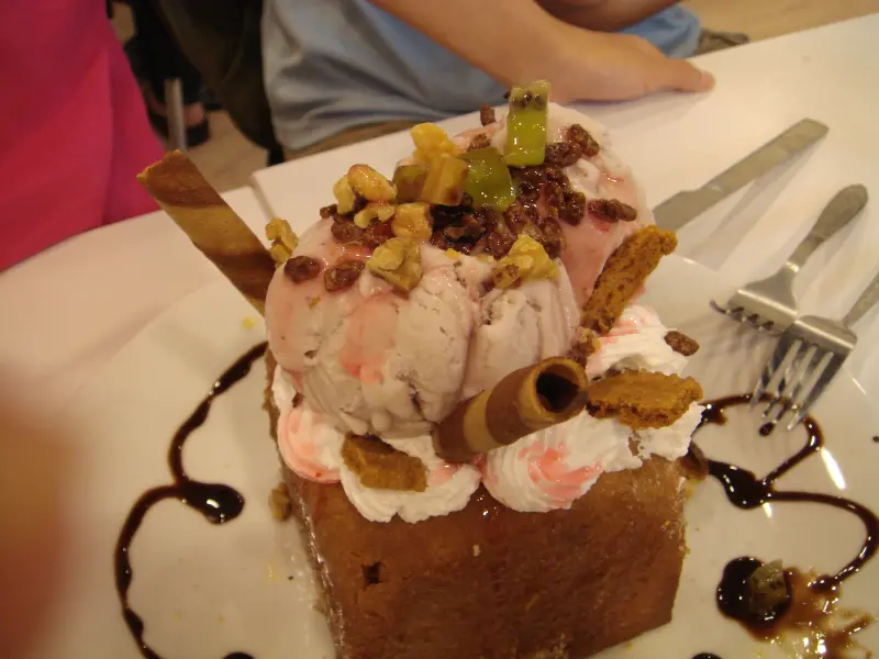 Sweet talk's 甜言蜜語