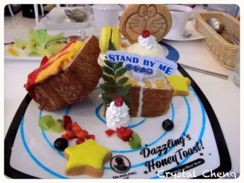 【台中好食推薦】Dazzling Cafe Sky 期間限定的哆啦A夢套餐 傳說中的記憶吐司出現啦！
