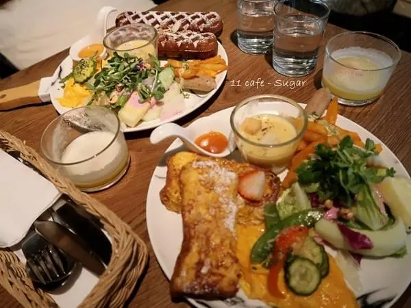 【食-台北信義區】鄰近松山文化園區，溫馨的喵喵寵物友善餐廳 - 11 cafe        
      