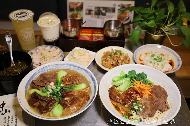 台北牛肉麵推薦『神仙牛肉麵』台北牛肉麵節盲測紅燒、清燉雙料冠軍/天官四福麵