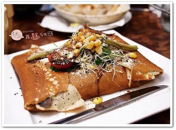 【巷弄美食】二訪煎餅磨坊~超大份量燻鮭魚法式煎餅‧台北永康商圈