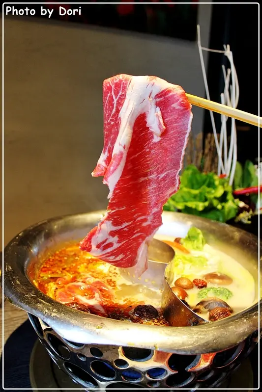 〈火鍋〉寬巷子。花藝殿堂 @台北士林區