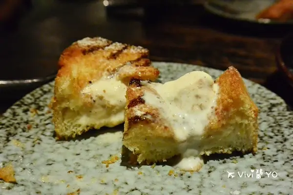 台北東區 捷運忠孝敦化站 COSTUMICE café 低調慵懶 酒吧悠閒 蜜糖吐司