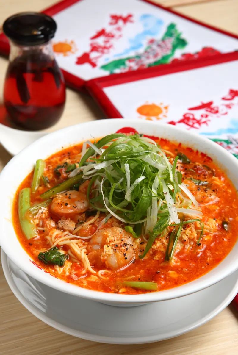 【太陽番茄拉麵】元氣滿滿 如陽光般照耀的蕃茄拉麵