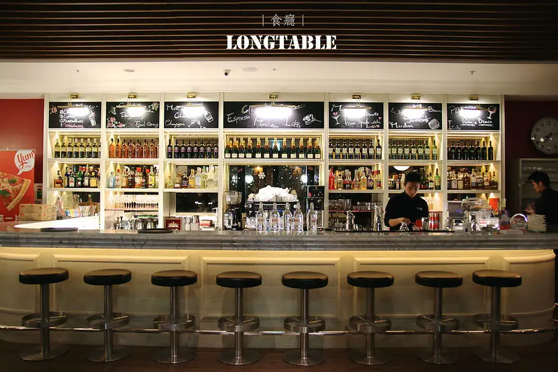 [食癮-西式]LONGTABLE-意外的驚豔，隱藏在熱鬧信義區旁的美味歐式餐廳/捷運101站/市政府/台北信義區