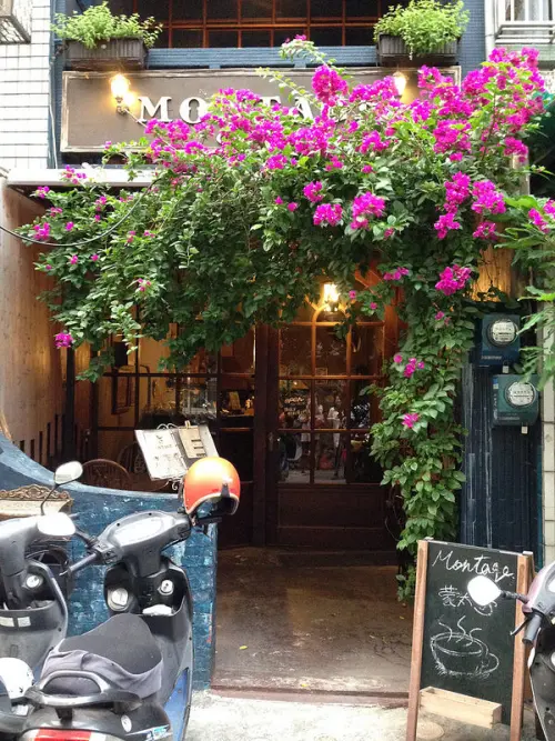 藝術。復古。輕食 Montage bistro 蒙太奇咖啡