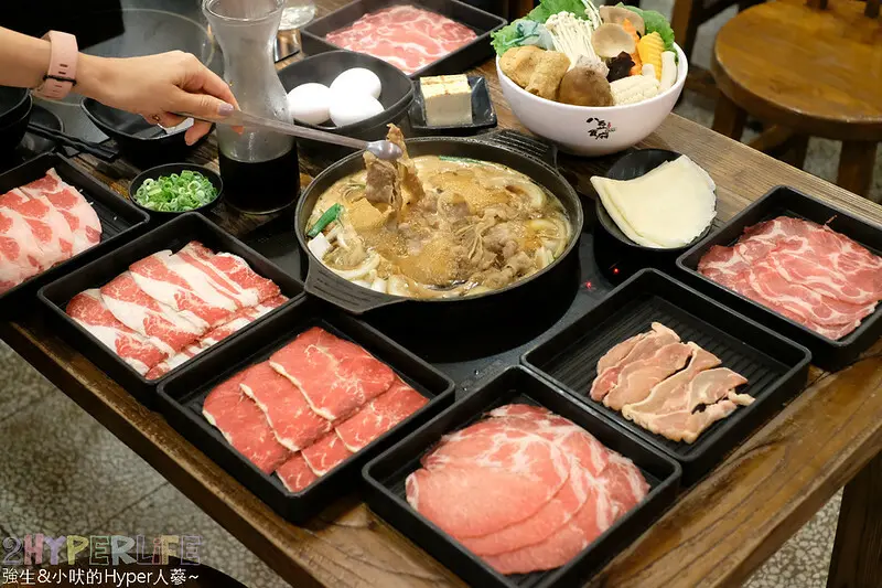 關西式風味壽喜燒，公益路屹立不搖吃到飽火鍋，捷運水安宮站出站步行7分可到！