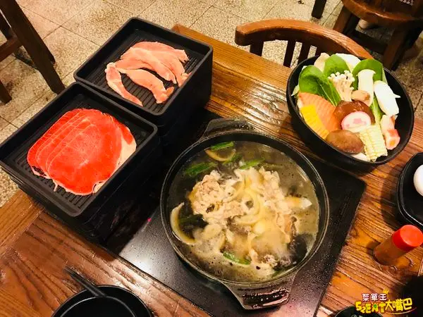 台中南屯美食吃到飽壽喜燒》八豆食府菜單價位大公開！古色古香中式禪風的精緻壽喜燒吃到飽～台中公益路必吃美食小吃餐廳推薦。