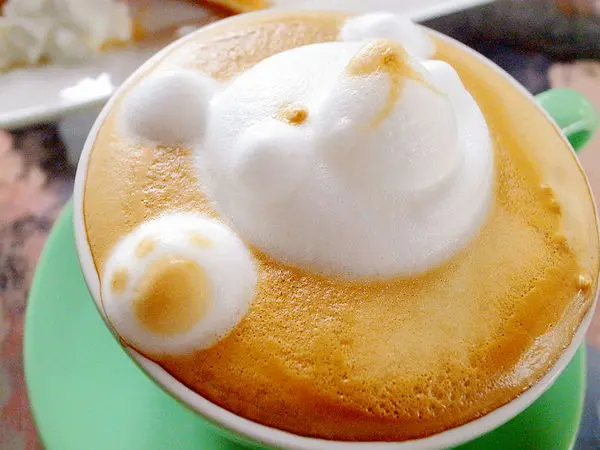 【台中】傳說中的 52cafe 小熊立體拉花