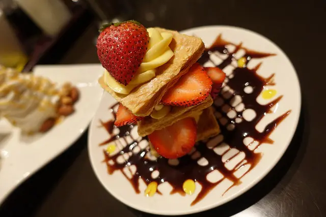 (胖樺食記)台北東區推薦下午茶咖啡廳「咖啡弄 敦南店」/捷運忠孝敦化站/寵物友善親子餐廳/三明治鬆餅甜點/完整菜單