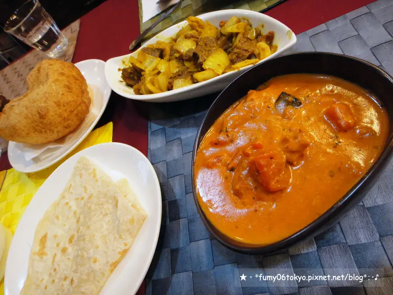 ＊台北＊ [飲食] (民權西路站)奪愛印度咖哩中山店，濃郁香料的異國風味