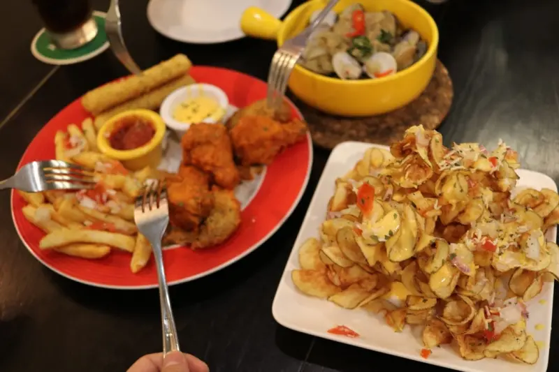 板橋美式餐廳推薦~鄰近捷運新埔站聚餐包場就選"DISHES好盤美味廚房",義大利麵/燉飯/漢堡還可提供客製化餐點服務