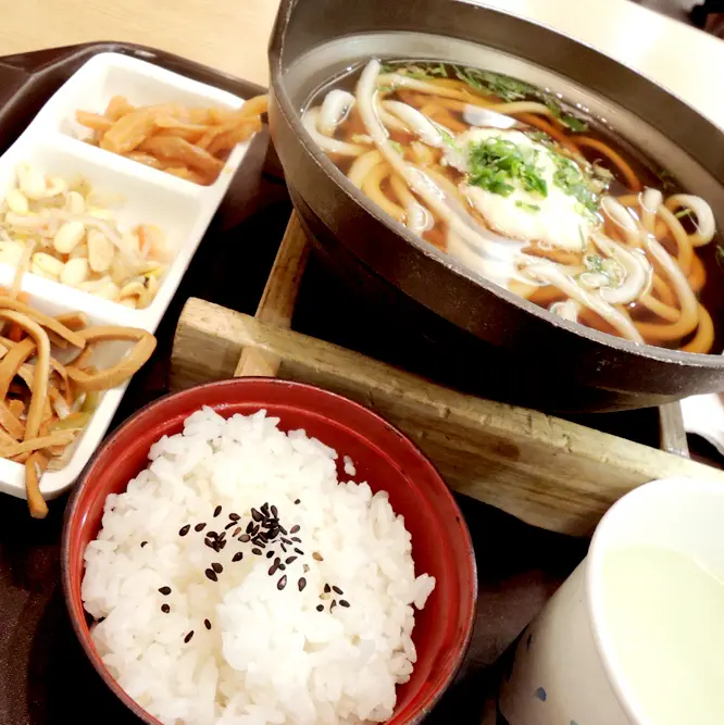 【台北素食信義區】清爽滑順的烏龍麵好滋味：讚岐製麵所，清爽的素食烏龍麵