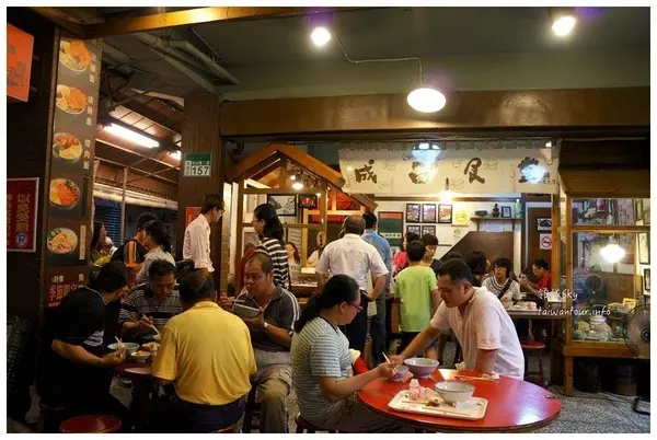 30年美味便當店【成昌食堂】        
      