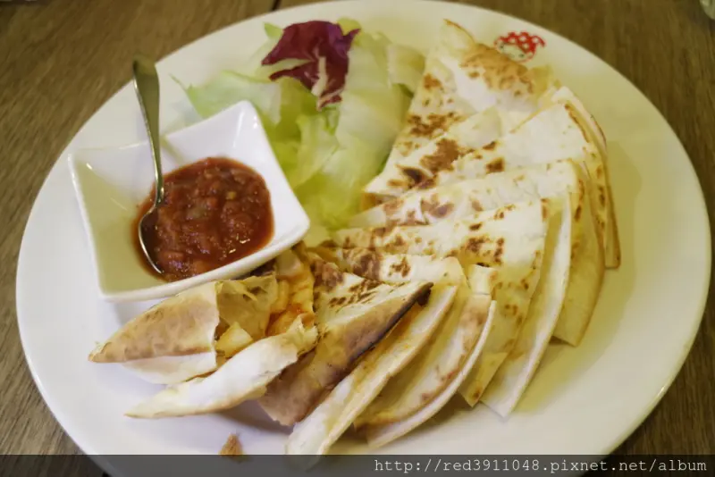 中山站美食推薦~童話風格"Mushroom Forest 蘑菇森林義大利麵坊",實在的大份量絕對讓您飽的不要不要!!