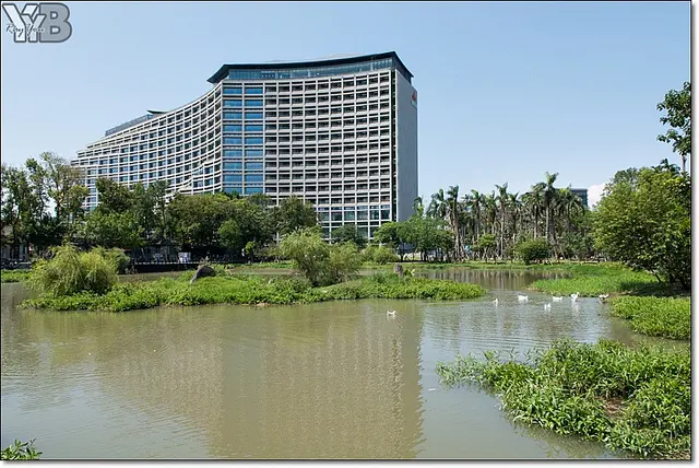 [北部旅遊] 北部熱門夯景點・松山菸廠 & Eslite 誠品生活松菸店