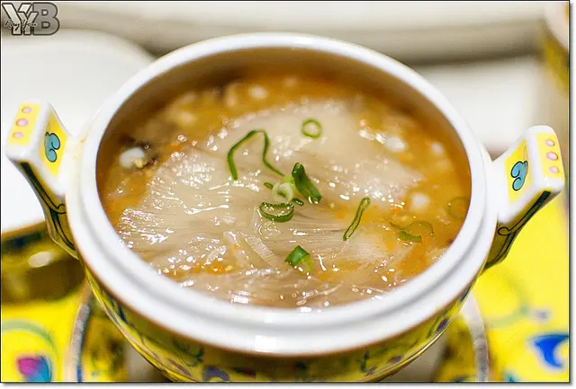 [中式料理] 餡老滿(南港旗艦店)．讓您吃飯跟皇帝一樣大