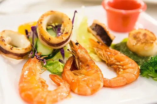 |食|台中西區 巷弄間的特色異國料理 庫克山上的阿卡 Esta es vida