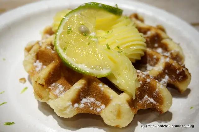 【台北信義】MR.PAPA WAFFLE&CAFE 比利時鬆餅專賣店－店家堅持的好口味！(松山火車站)