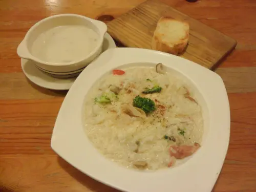  【彰化市區．美食】Page 6義式廚房。一吃成常客        
      