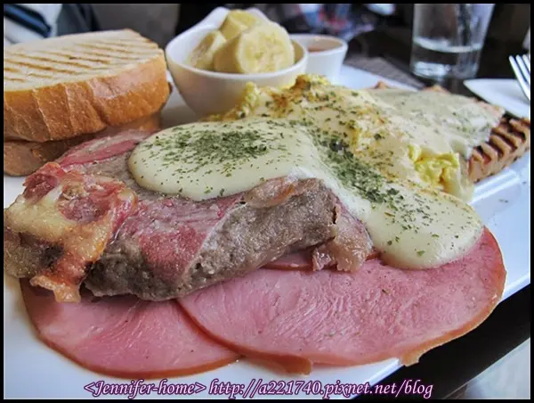 [吃的體驗] 板橋的超量早午餐~Birkin Waffle cafe 