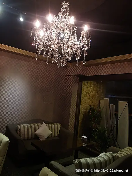 【板橋下午茶】夜店風格的特色下午茶(早午餐)餐廳●Birkin Waffle Cafe