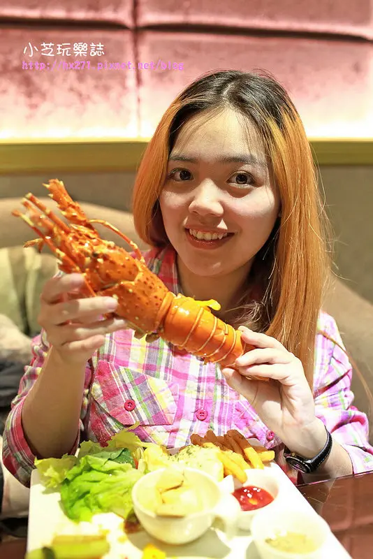 【台北早午餐美食】捷運新埔站~龍蝦當早餐還不威嗎??板橋birkin waffle cafe>//<