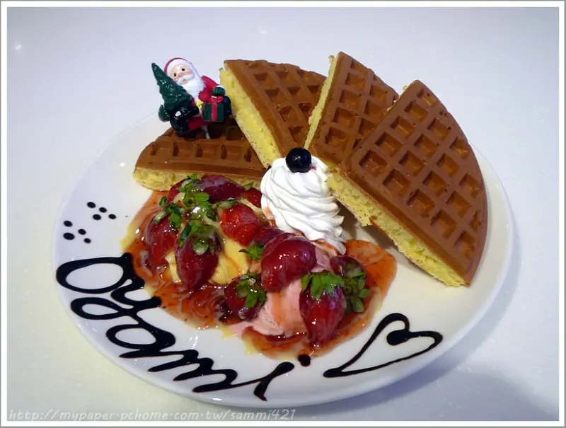 食物好吃~拍照超美的Oyami coffee @西門町