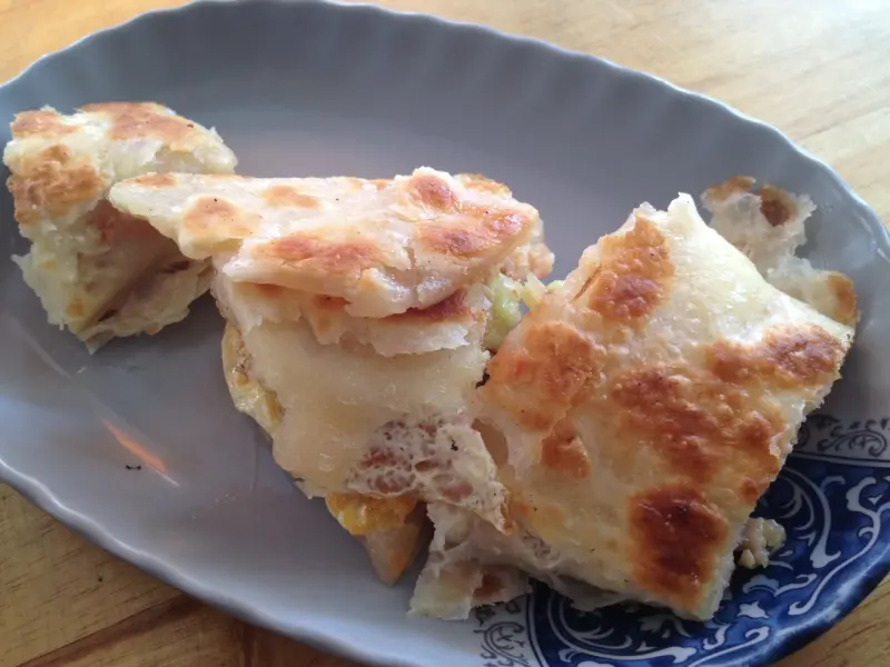 <中式早餐>阿婆蛋餅-香酥脆卡滋卡滋餅皮，營養均衡的加菜蛋餅              