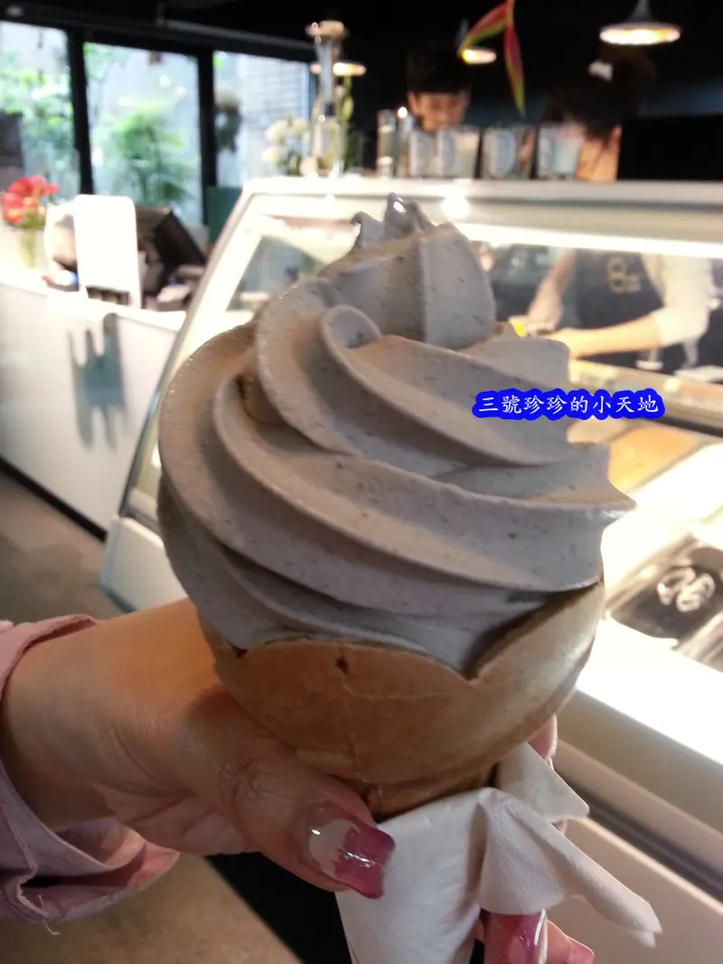 8%ice冰淇淋專門店。冰淇淋種類多到讓你每一種都想吃。濃郁香醇的好味道