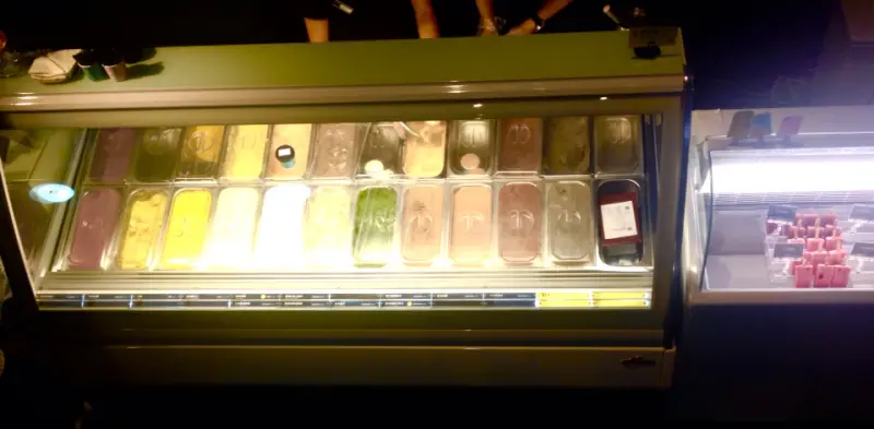 [台北] 永康街8%ice冰淇淋專門店 蜂蜜焙茶、法式巧克力