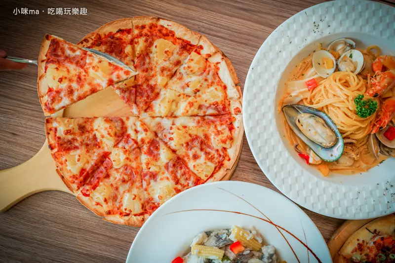 芙歐FULLPASTA義式餐廳 ▏新竹超推親子友善餐廳。日本三路奶油海膽魚卵醬-海鮮義大利麵、XO醬辣炒鮮蝦干貝披薩 澎派度破表。平日不限時/寵物友善。新竹美食