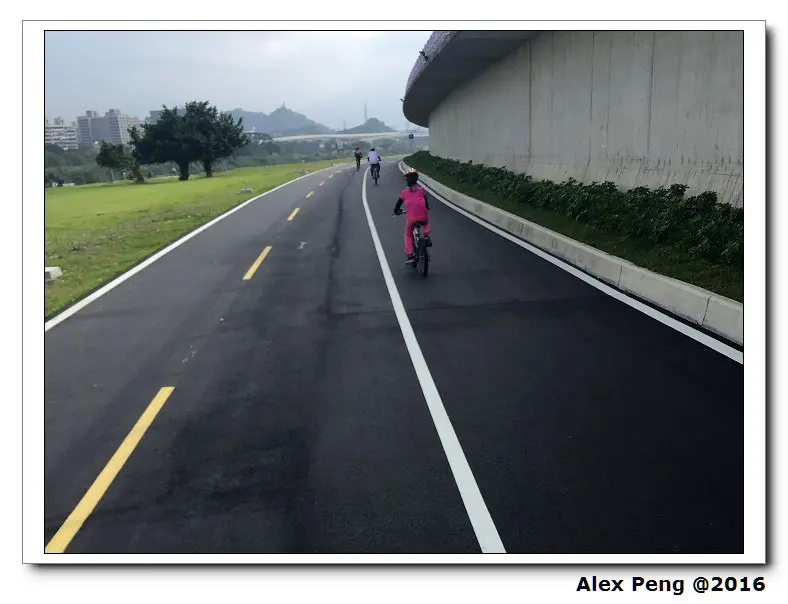 新北市-碧潭-水灣BALI 景觀餐廳(碧潭店)