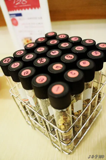 台北 goodness 28(食物篇)~什麼!這裡也有聞香瓶